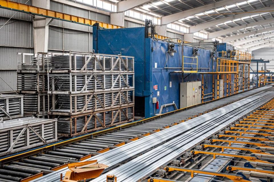 Canalum suprime aranceles a importaciones de aluminio; impulsará el abasto de industrias