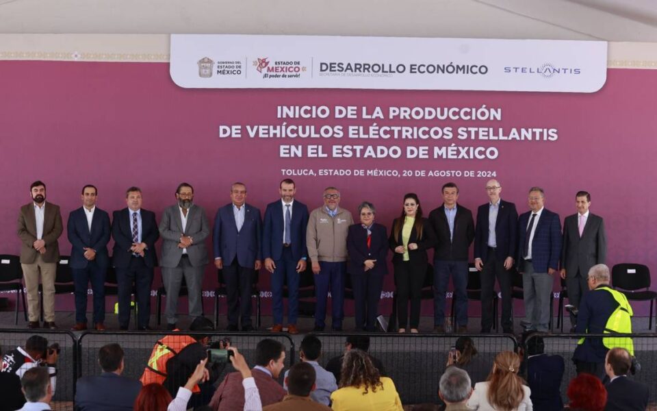 Stellantis México arranca producción de autos eléctricos con inversión de 1,600 mdd