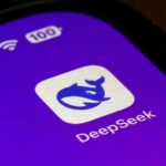 DeepSeek es una inteligencia artificial china que ha generado un gran impacto en la industria tecnológica global.